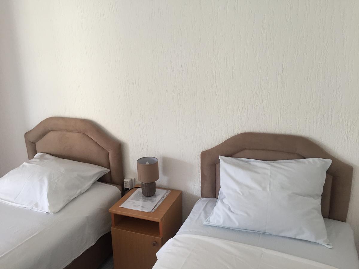 Guest House Bajceta Herceg Novi Exterior photo